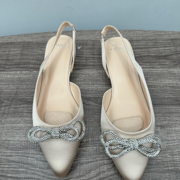 JONES NEW YORK satin pointed toe jeweled bow sling back bridal preppy shoe NWT 9 - Picture 2 of 10